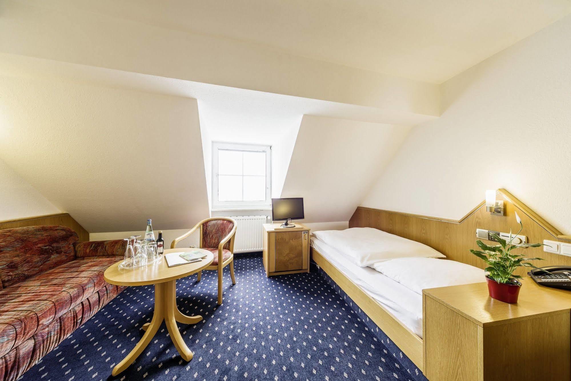 Flair Hotel Zum Schiff Meersburg Exterior foto